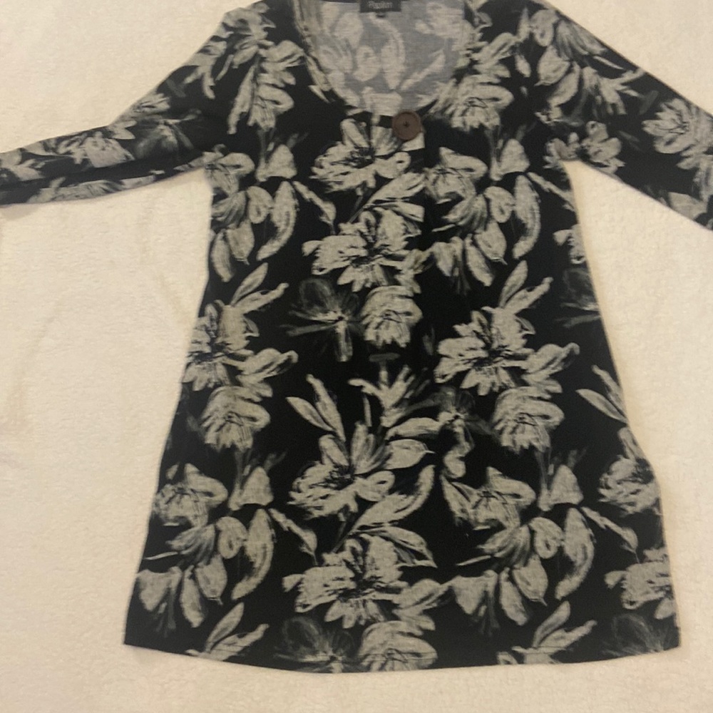 Papillon dress.  Size L. Black and grey floral